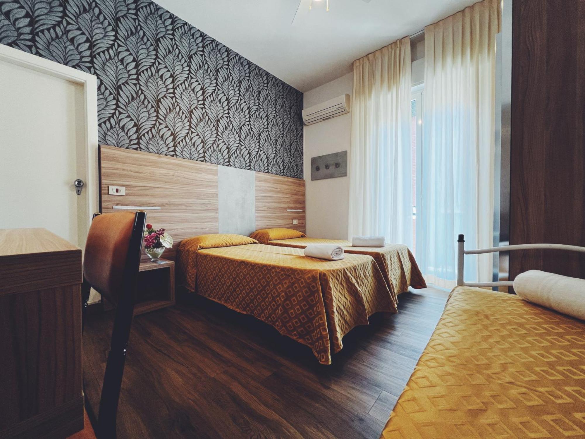 Hotel Ramona Rimini Buitenkant foto