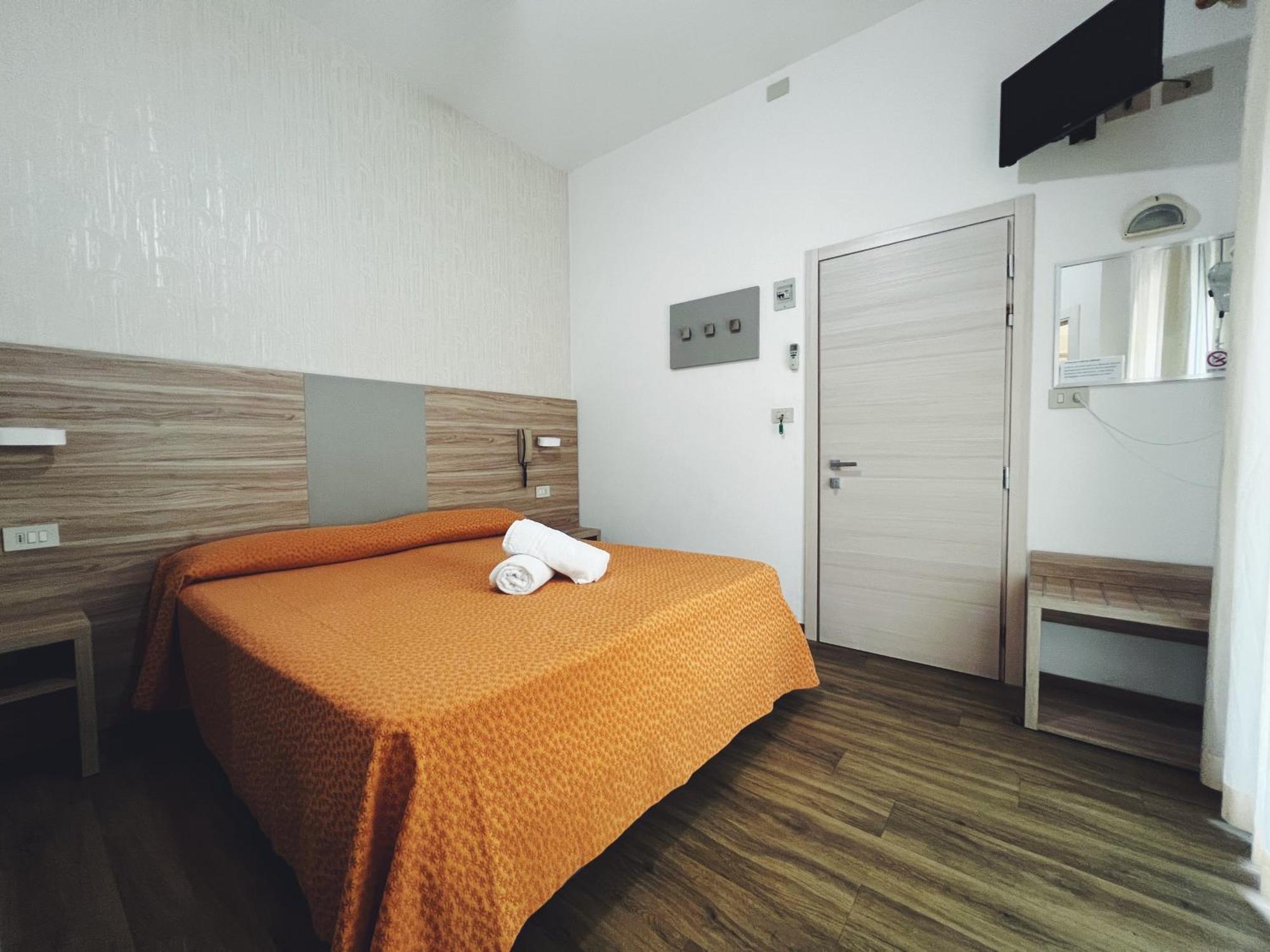 Hotel Ramona Rimini Buitenkant foto
